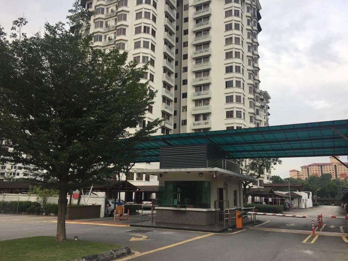 Cozy Kelana Jaya Semi-D Apt Near Mall, College & Hospital Petaling Dzsaja Kültér fotó