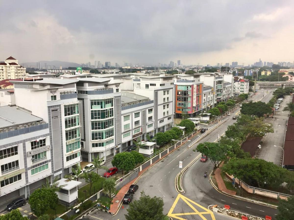 Cozy Kelana Jaya Semi-D Apt Near Mall, College & Hospital Petaling Dzsaja Kültér fotó