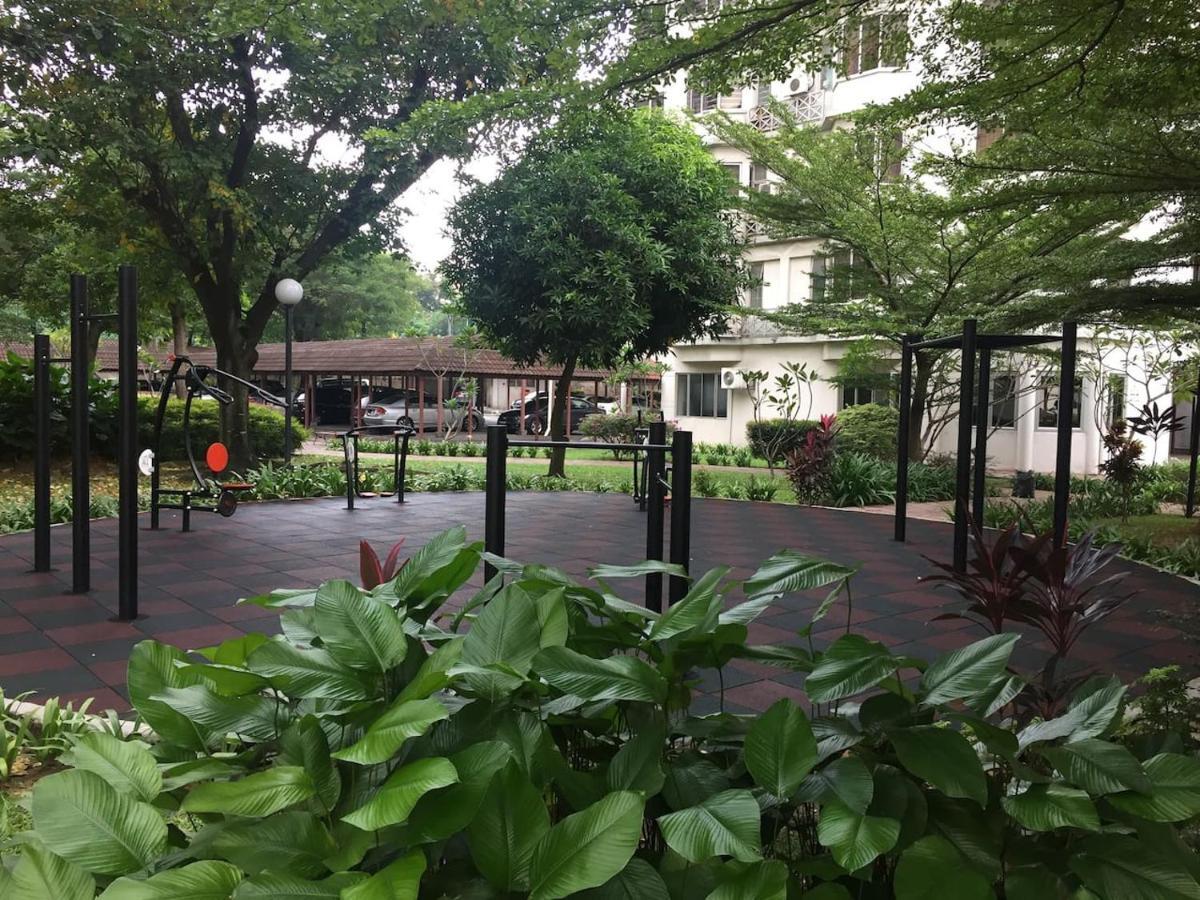 Cozy Kelana Jaya Semi-D Apt Near Mall, College & Hospital Petaling Dzsaja Kültér fotó